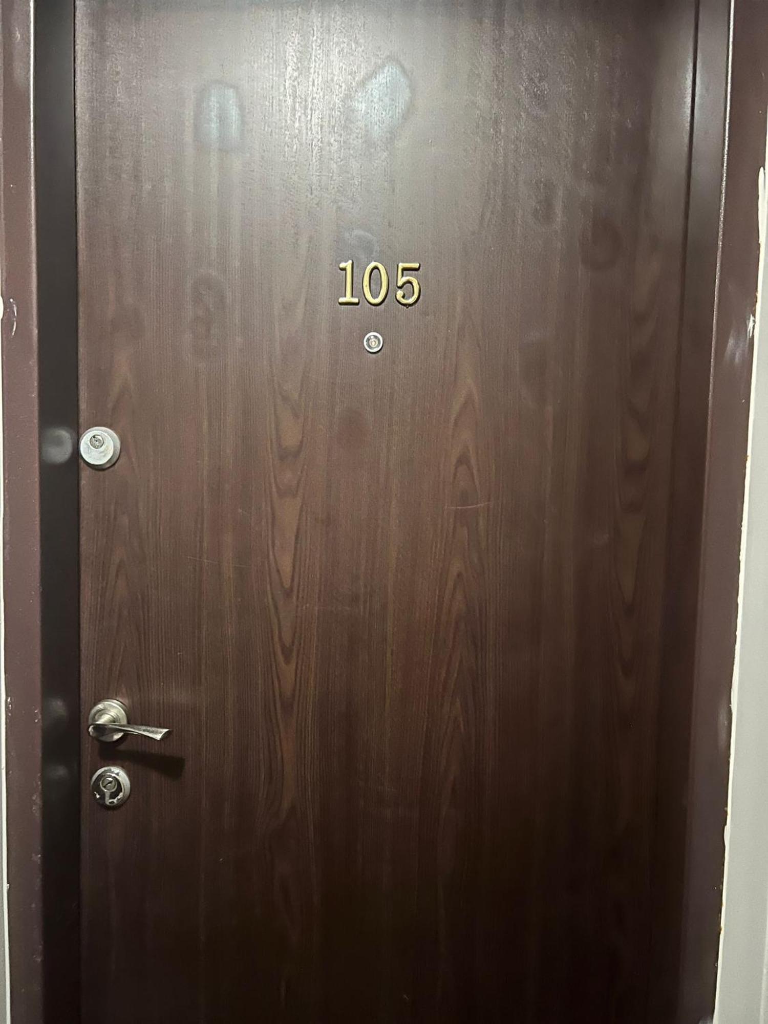 אוטופן Tranzzit Airport Apartament מראה חיצוני תמונה