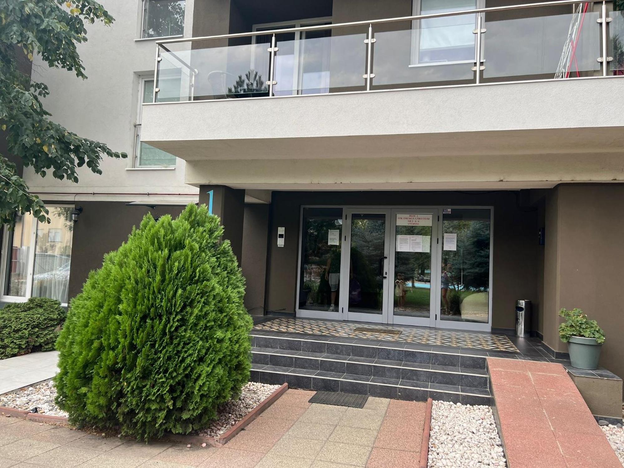 אוטופן Tranzzit Airport Apartament מראה חיצוני תמונה